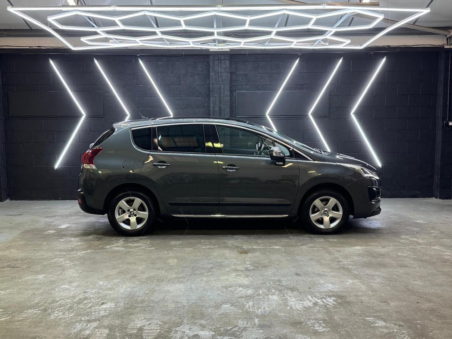 Used Peugeot 3008 2014 for sale - 76769779: Photo 27