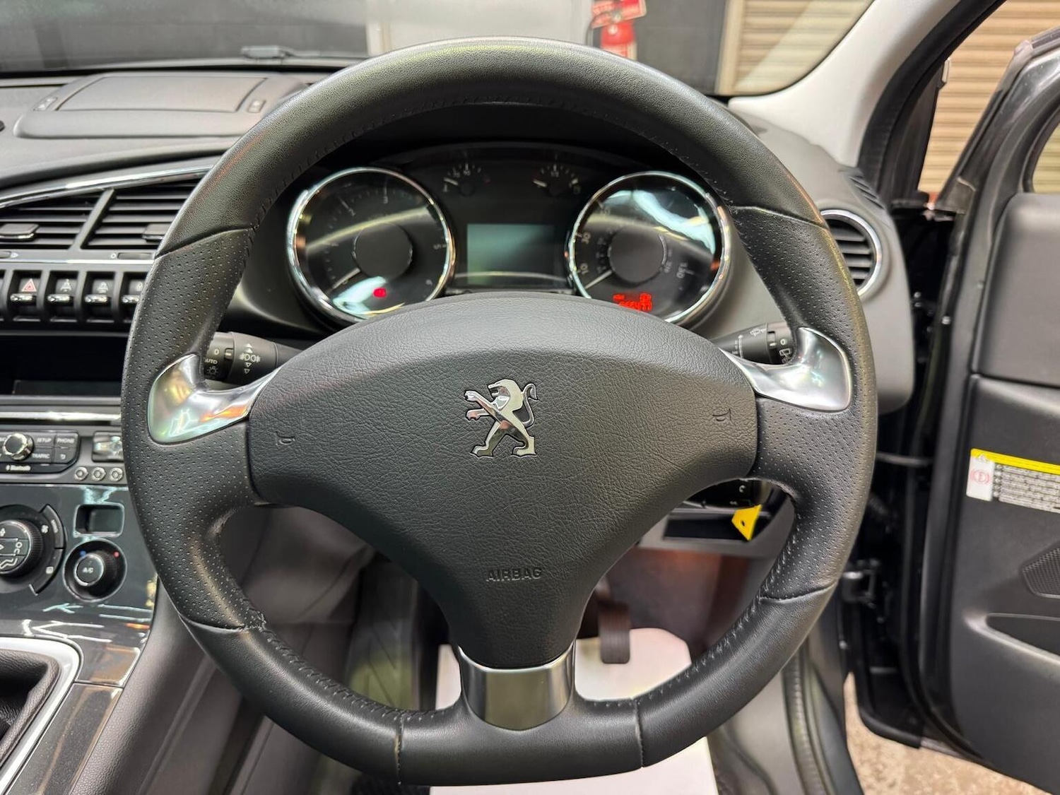 Used Peugeot 3008 2014 for sale - 76769779: Photo 36