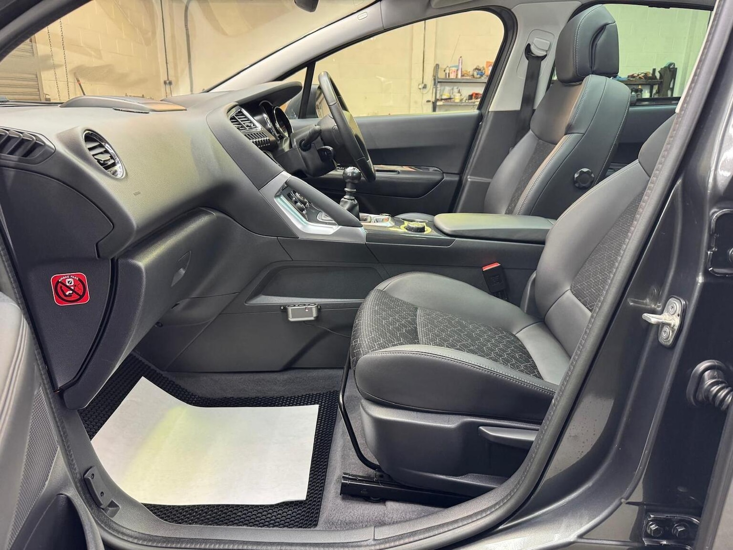 Used Peugeot 3008 2014 for sale - 76769779: Photo 46