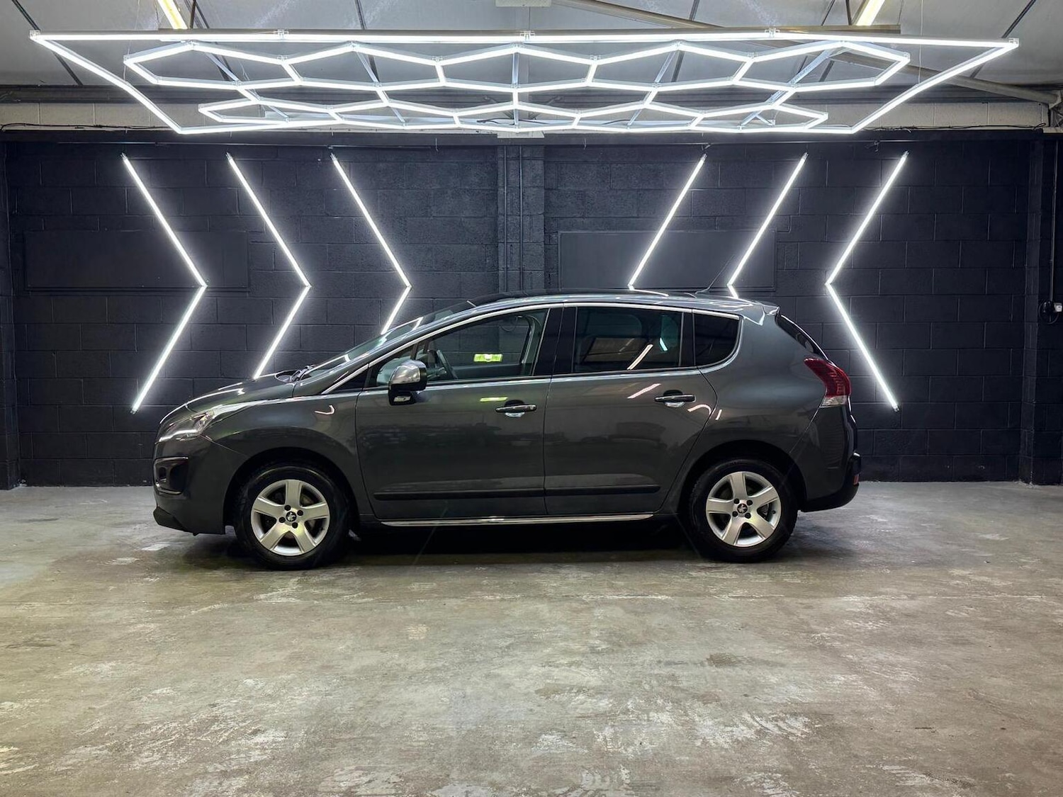 Used Peugeot 3008 2014 for sale - 76769779: Photo 6