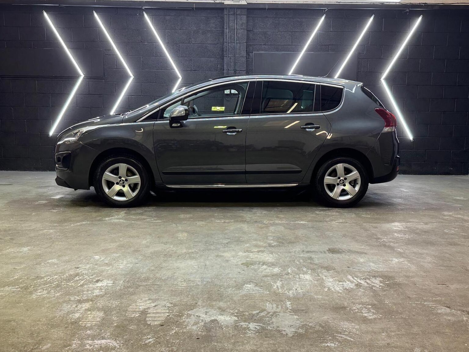 Used Peugeot 3008 2014 for sale - 76769779: Photo 8