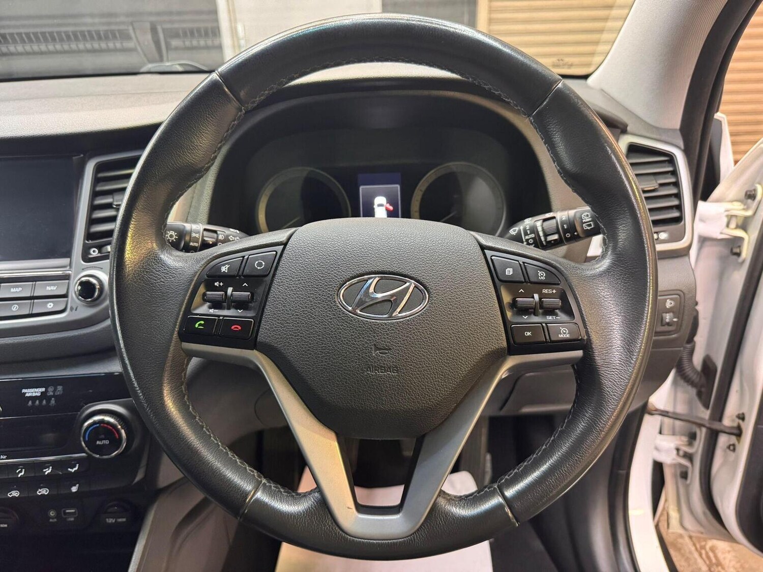 Used Hyundai TUCSON 2016 for sale - 77370638: Photo 40