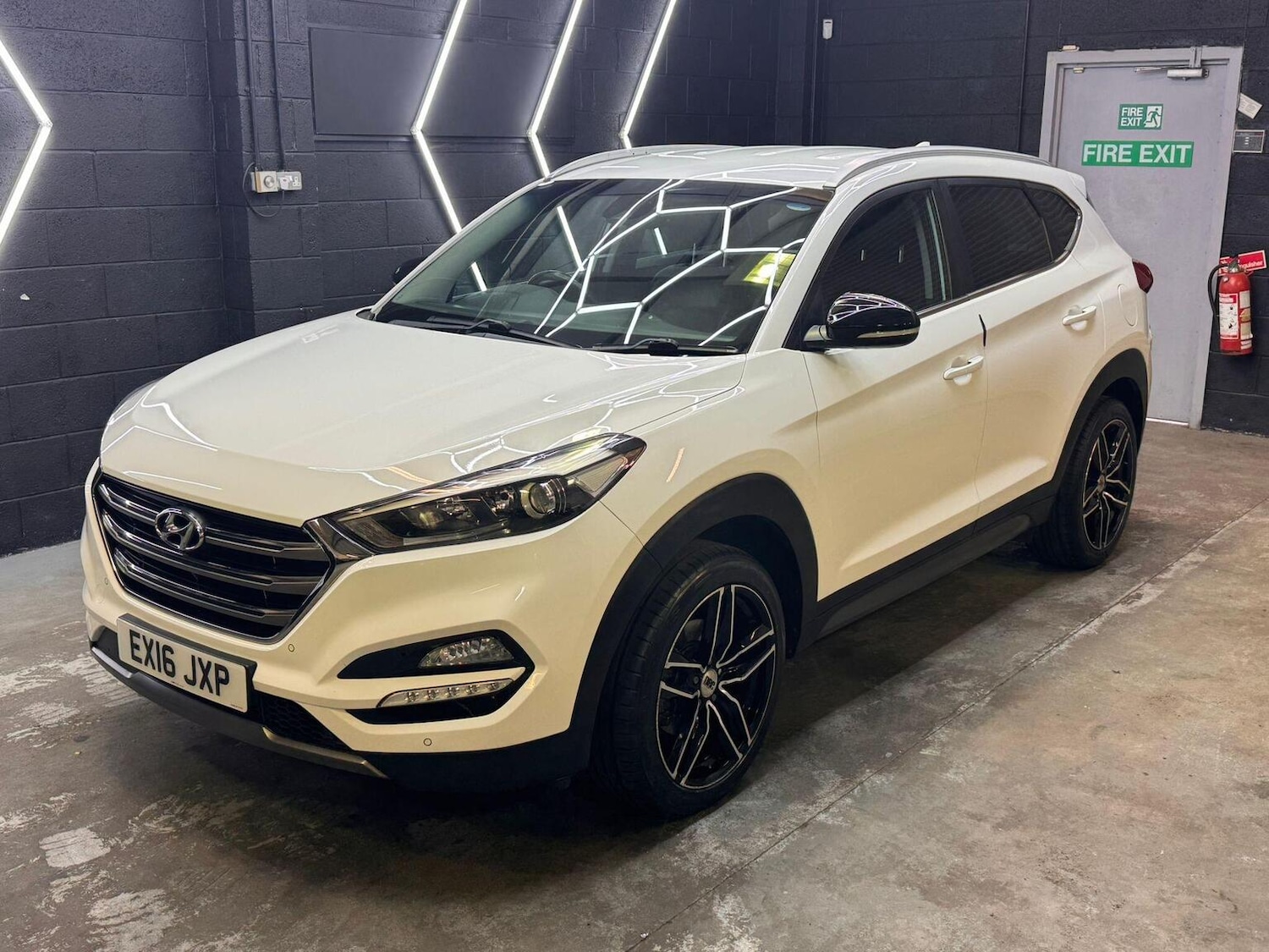 Used Hyundai TUCSON 2016 for sale - 77370638: Photo 5