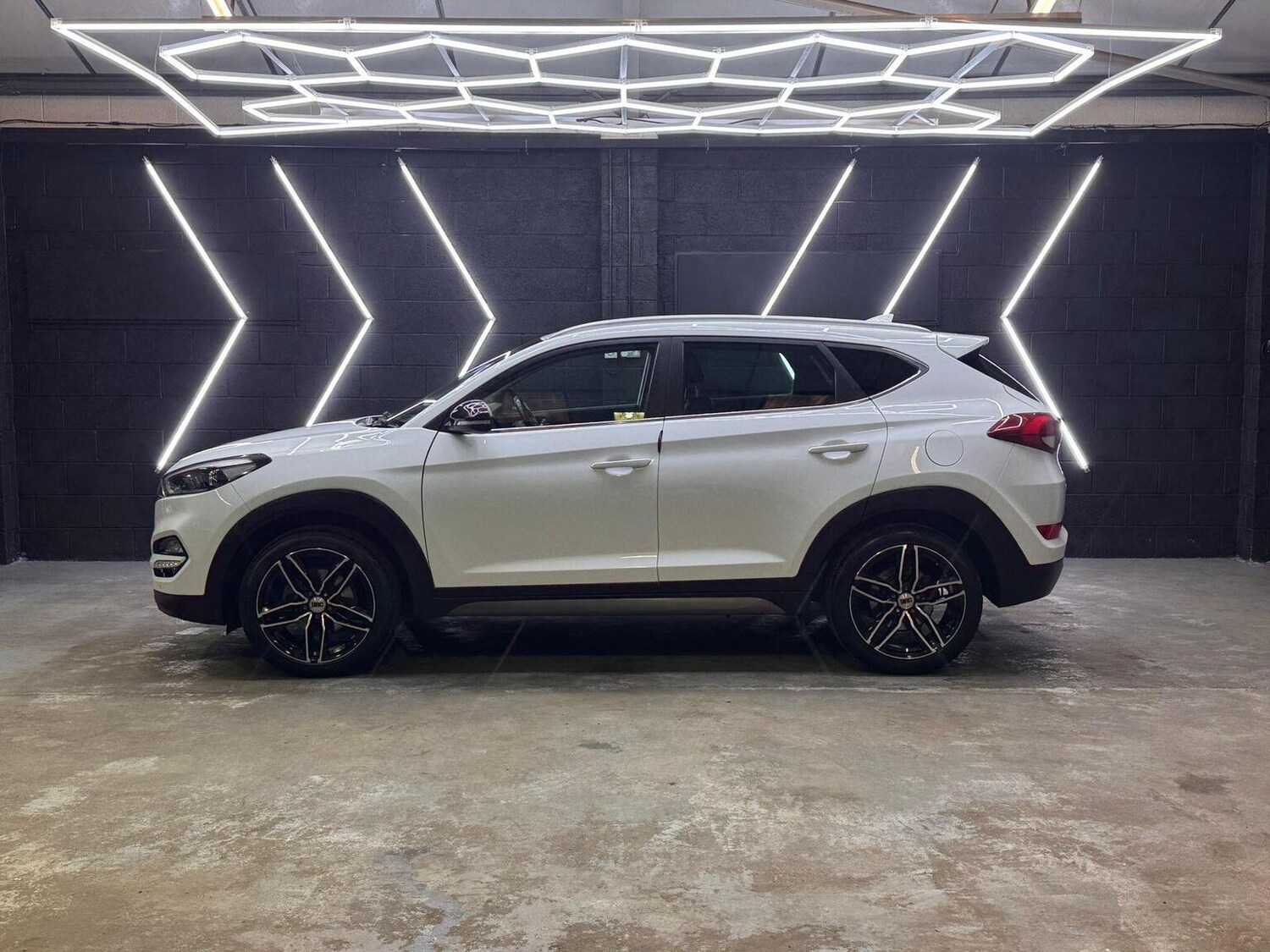 Used Hyundai TUCSON 2016 for sale - 77370638: Photo 6