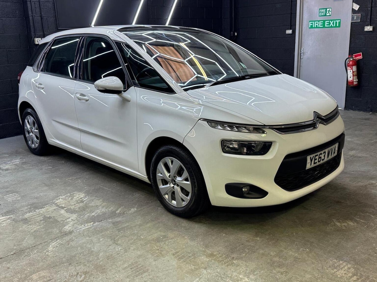 Used Citroen C4 Picasso 2013 for sale - 76793390: Photo 19