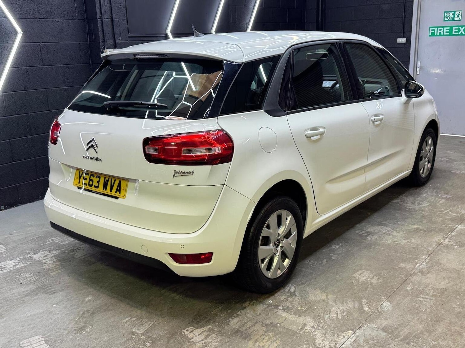 Used Citroen C4 Picasso 2013 for sale - 76793390: Photo 21