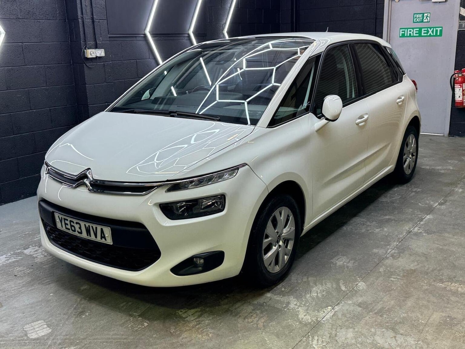 Used Citroen C4 Picasso 2013 for sale - 76793390: Photo 5