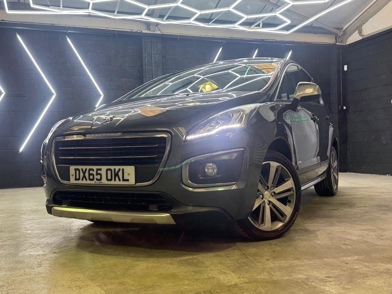 Used Peugeot 3008 2015 for sale - 76725744: Photo 11