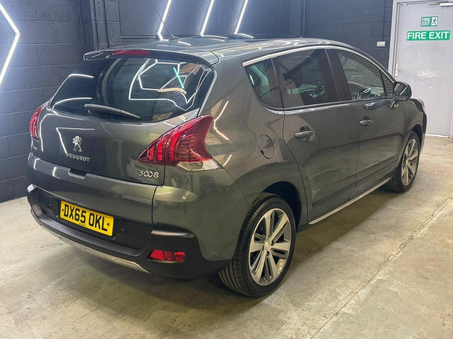 Used Peugeot 3008 2015 for sale - 76725744: Photo 24