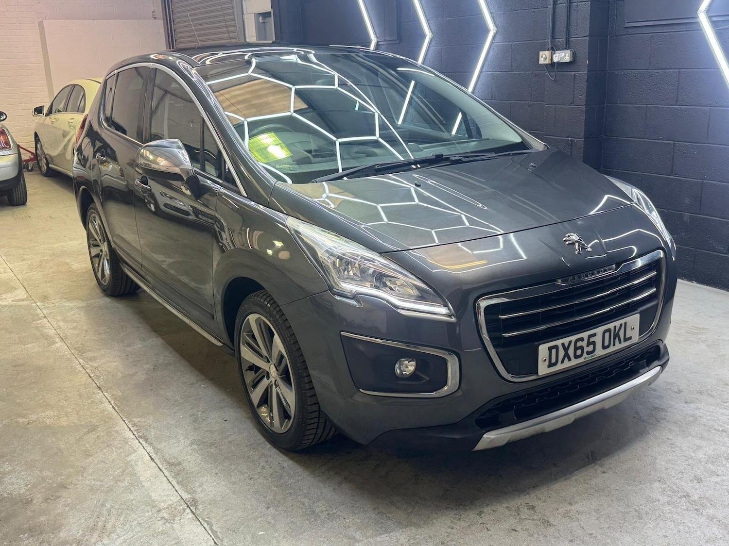 Used Peugeot 3008 2015 for sale - 76725744: Photo 29