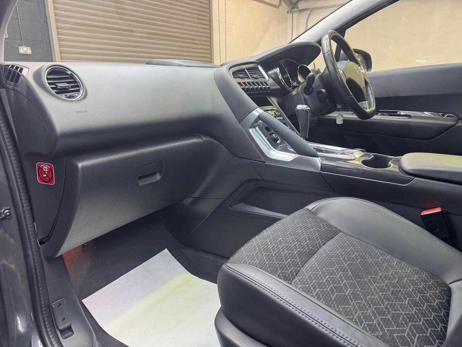 Used Peugeot 3008 2015 for sale - 76725744: Photo 44