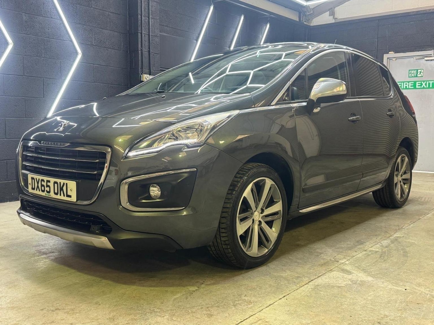 Used Peugeot 3008 2015 for sale - 76725744: Photo 5