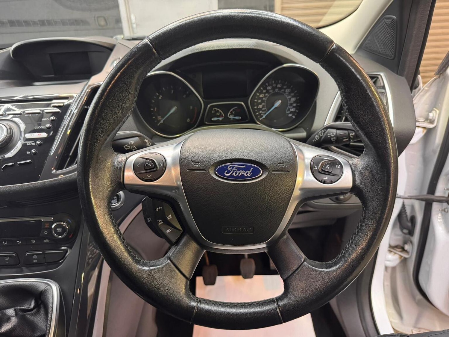 Used Ford Kuga 2015 for sale - 76725762: Photo 38