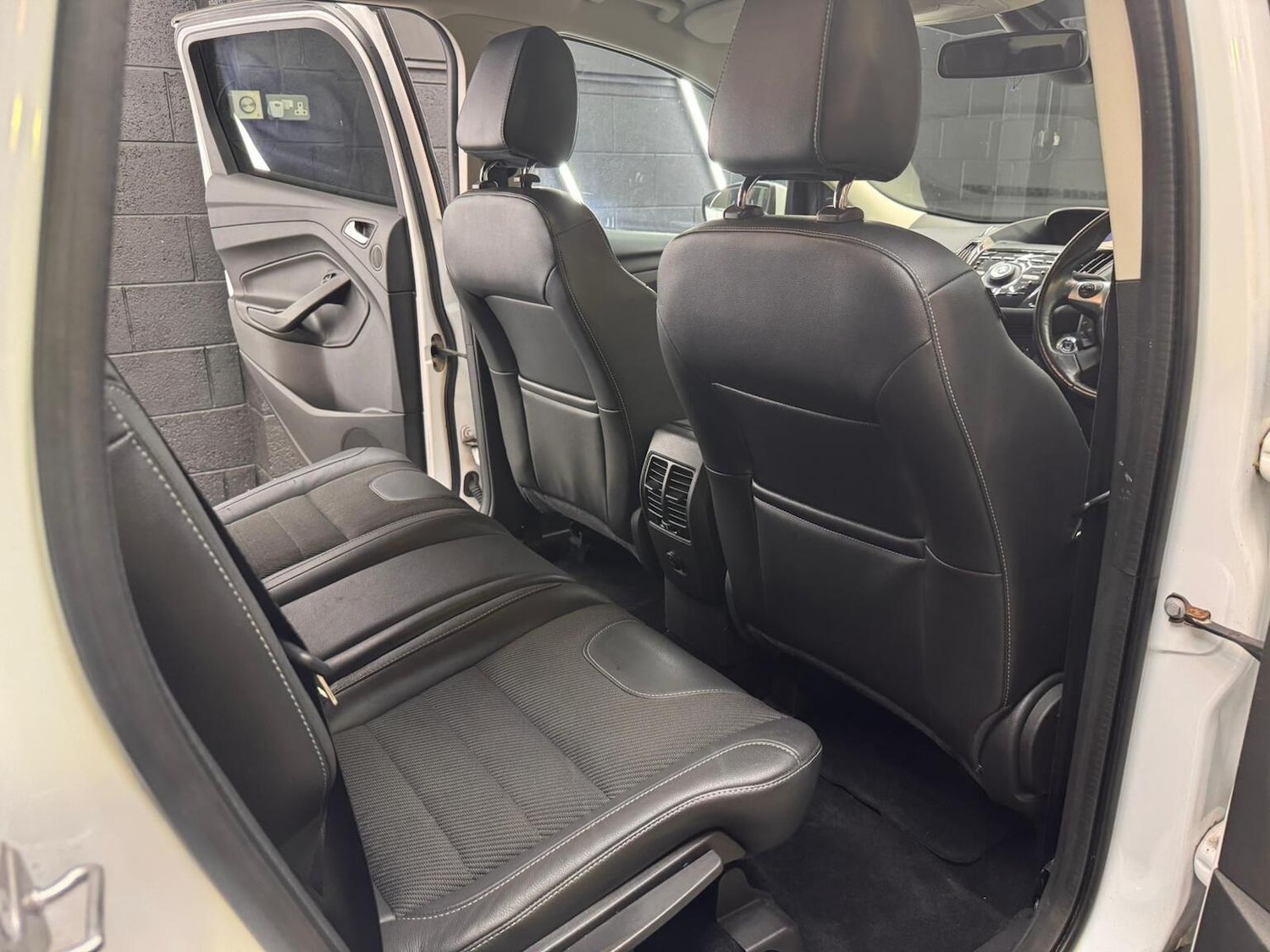 Used Ford Kuga 2015 for sale - 76725762: Photo 49