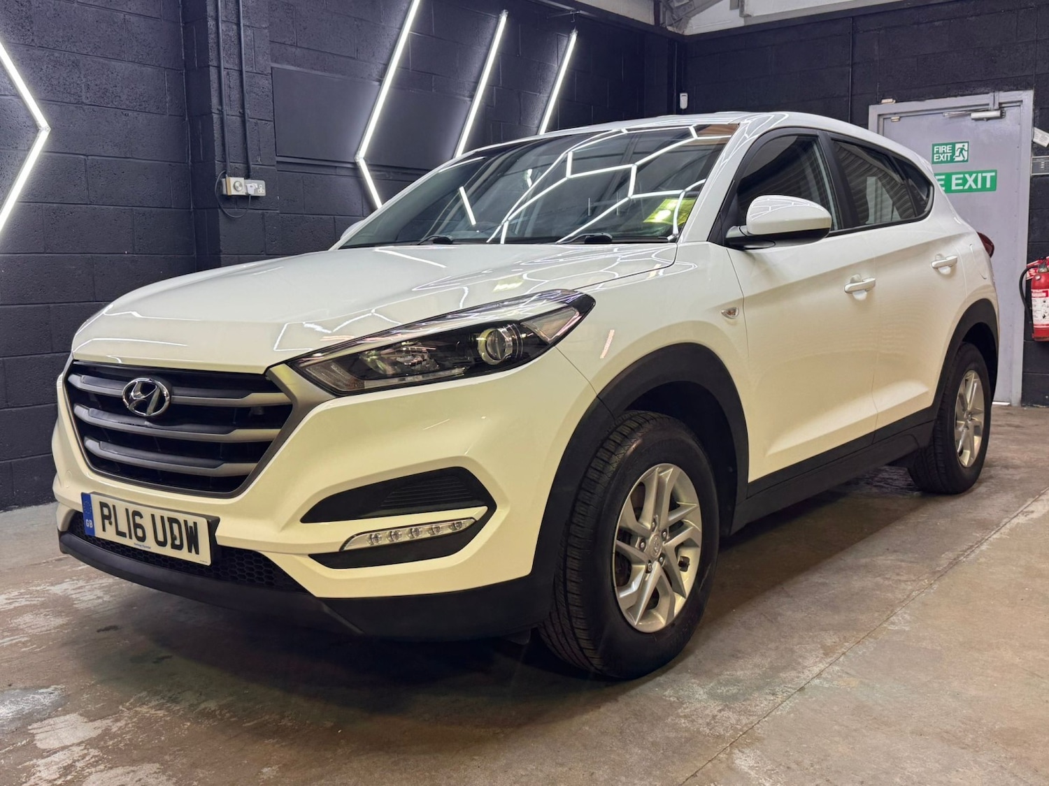 Used Hyundai TUCSON 2016 for sale - 78190669: Photo 4