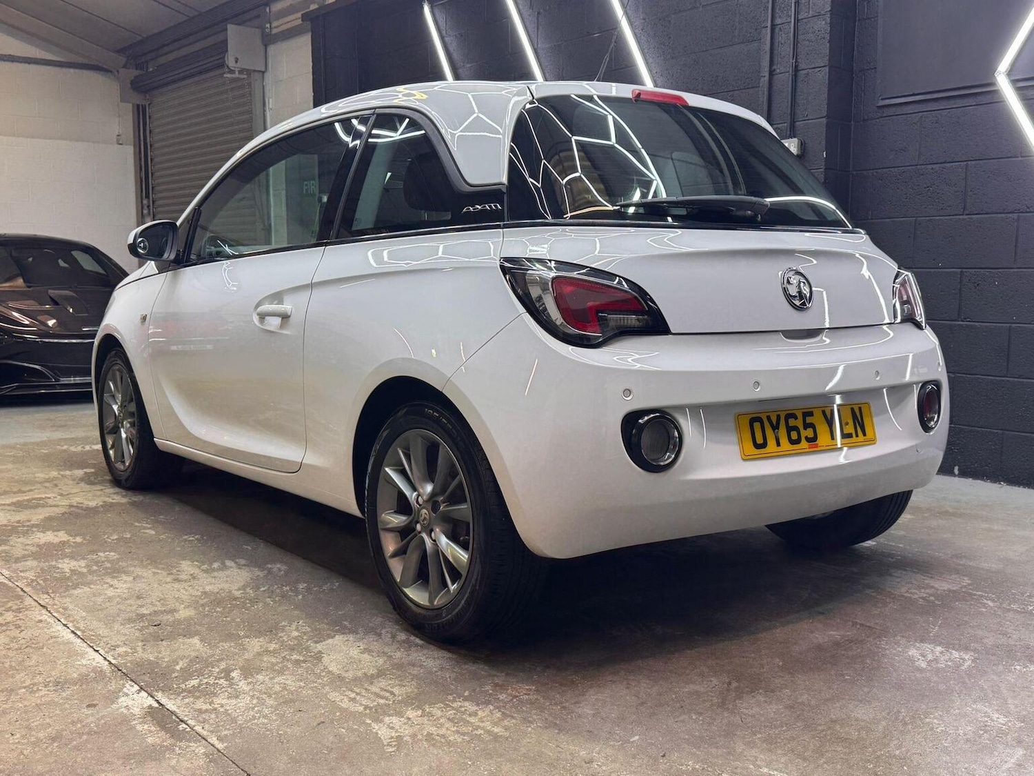 Used Vauxhall ADAM 2015 for sale - 76951082: Photo 10