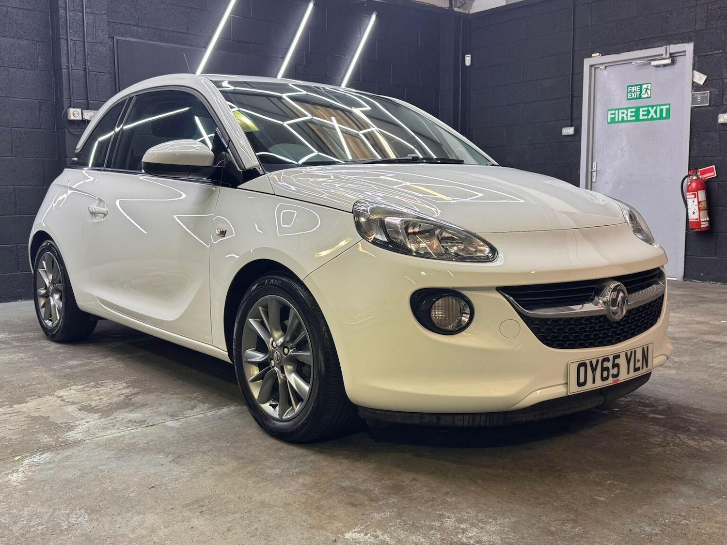 Used Vauxhall ADAM 2015 for sale - 76951082: Photo 23