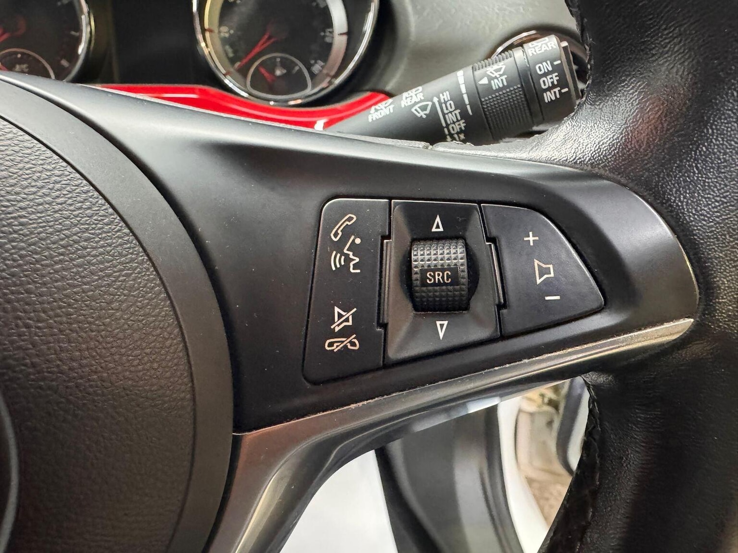 Used Vauxhall ADAM 2015 for sale - 76951082: Photo 36