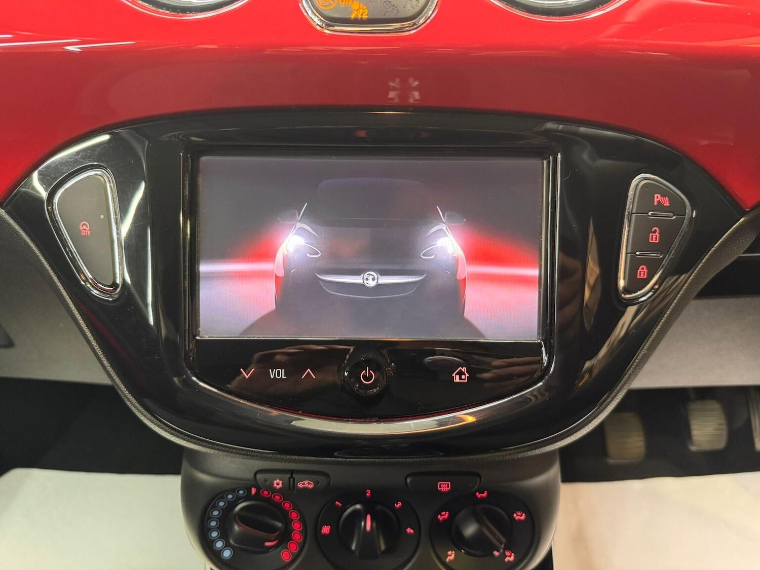 Used Vauxhall ADAM 2015 for sale - 76951082: Photo 41