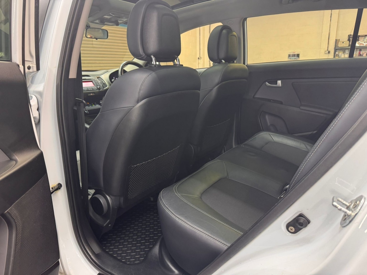 Used Kia Sportage 2011 for sale - 77891692: Photo 44