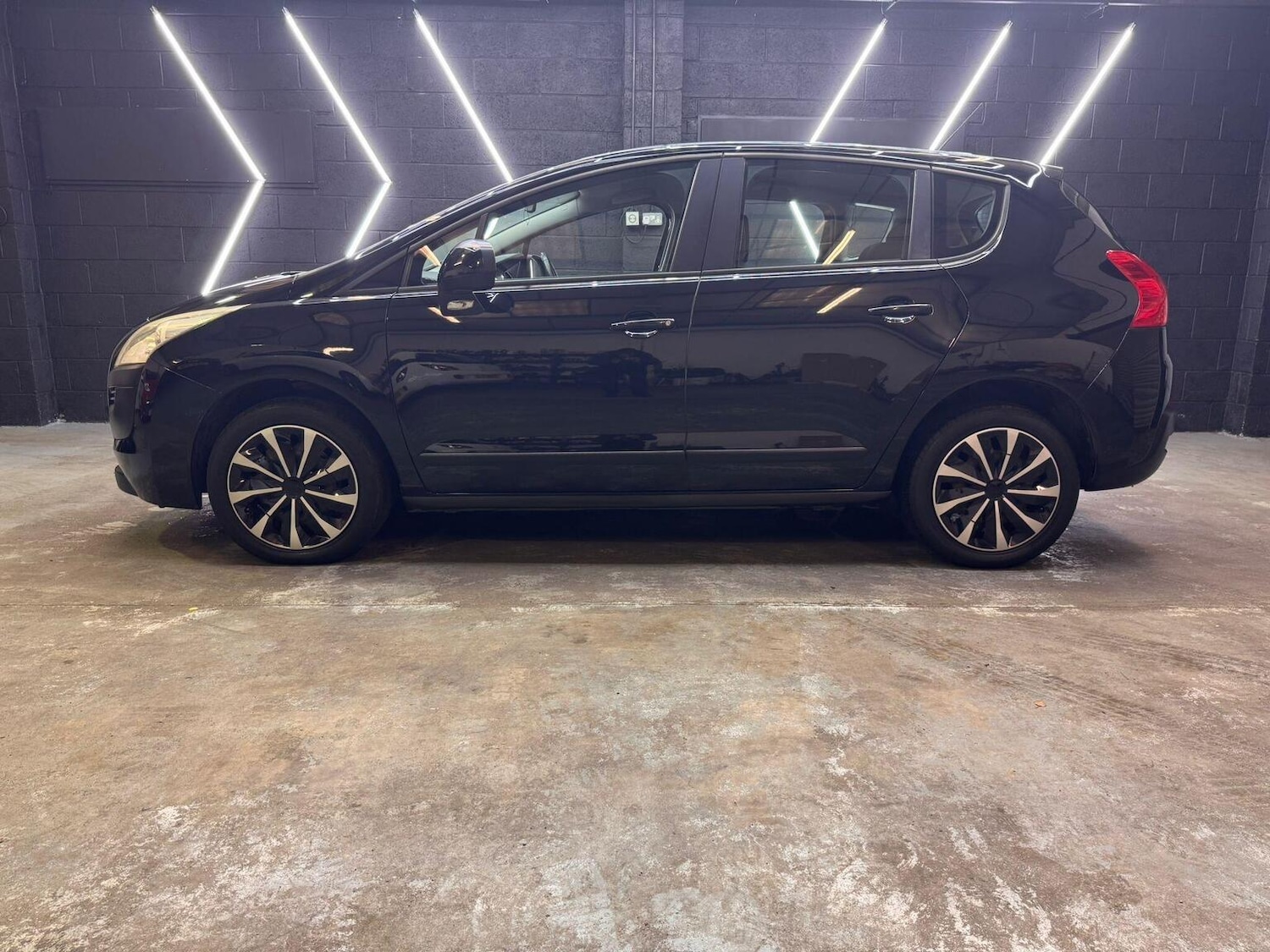 Used Peugeot 3008 2011 for sale - 76877542: Photo 10