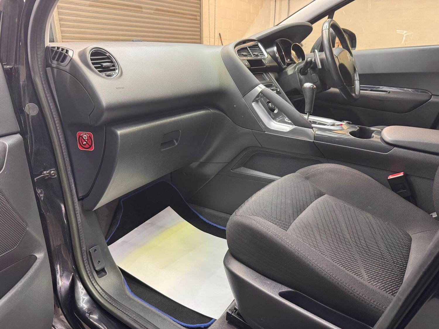 Used Peugeot 3008 2011 for sale - 76877542: Photo 37