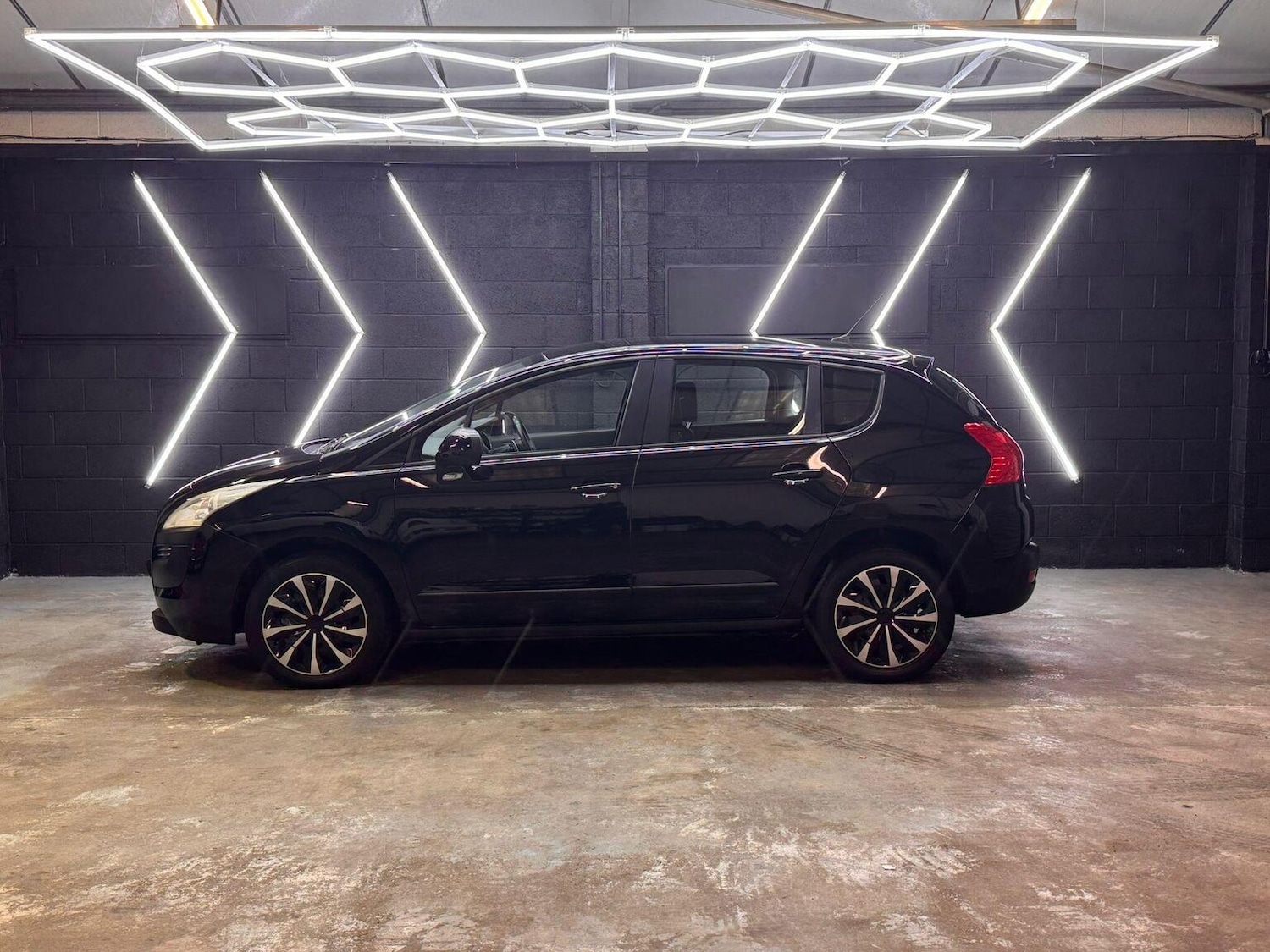 Used Peugeot 3008 2011 for sale - 76877542: Photo 6