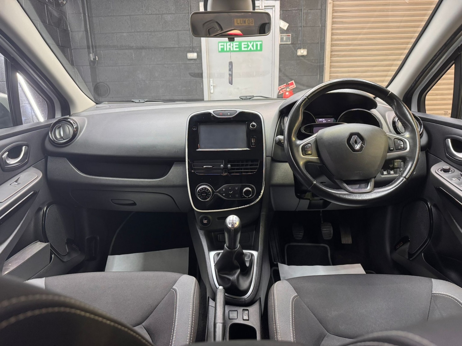 Used Renault Clio 2016 for sale - 78045630: Photo 34