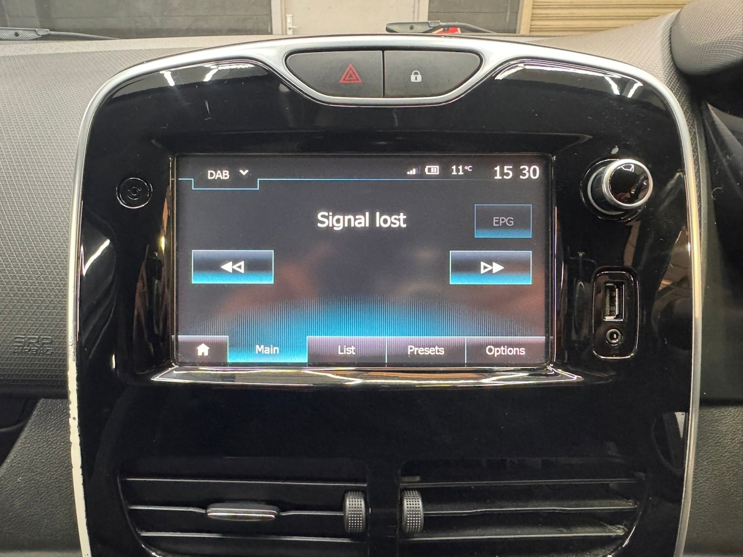 Used Renault Clio 2016 for sale - 78045630: Photo 40