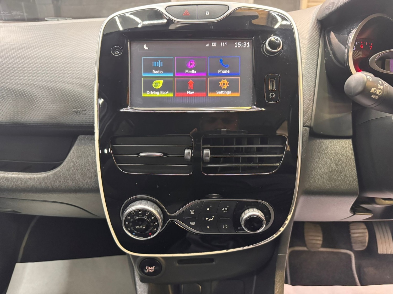 Used Renault Clio 2016 for sale - 78045630: Photo 43