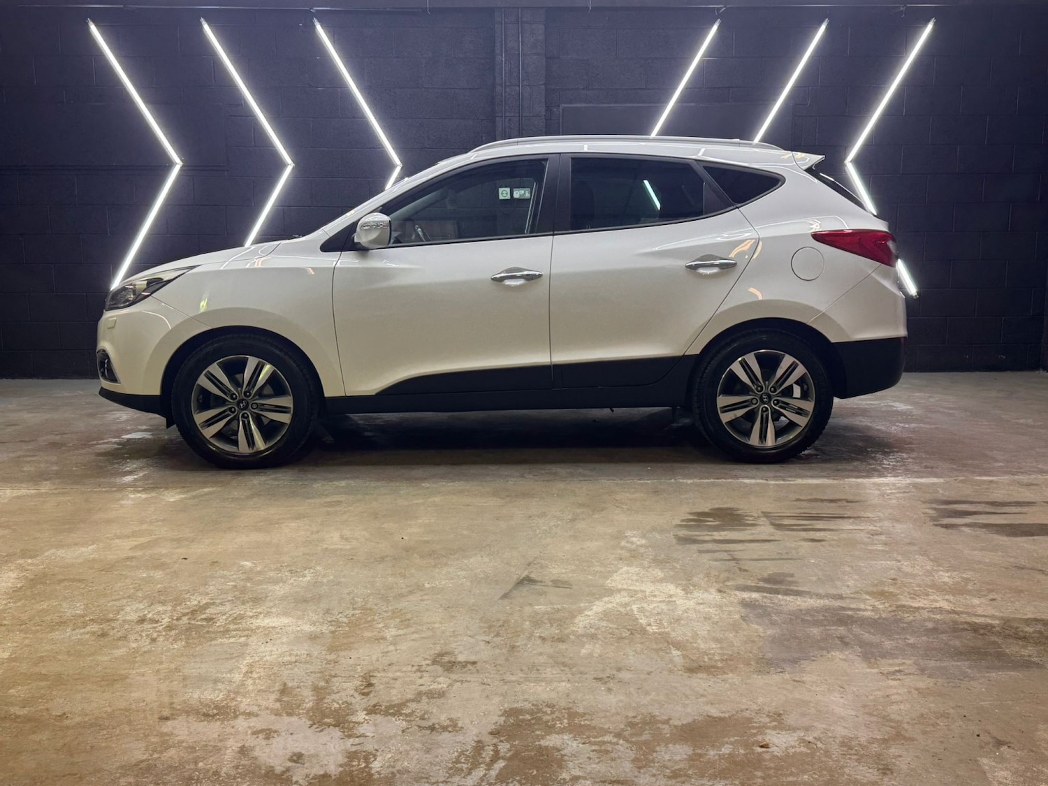 Used Hyundai Ix35 2014 for sale - 77851439: Photo 9