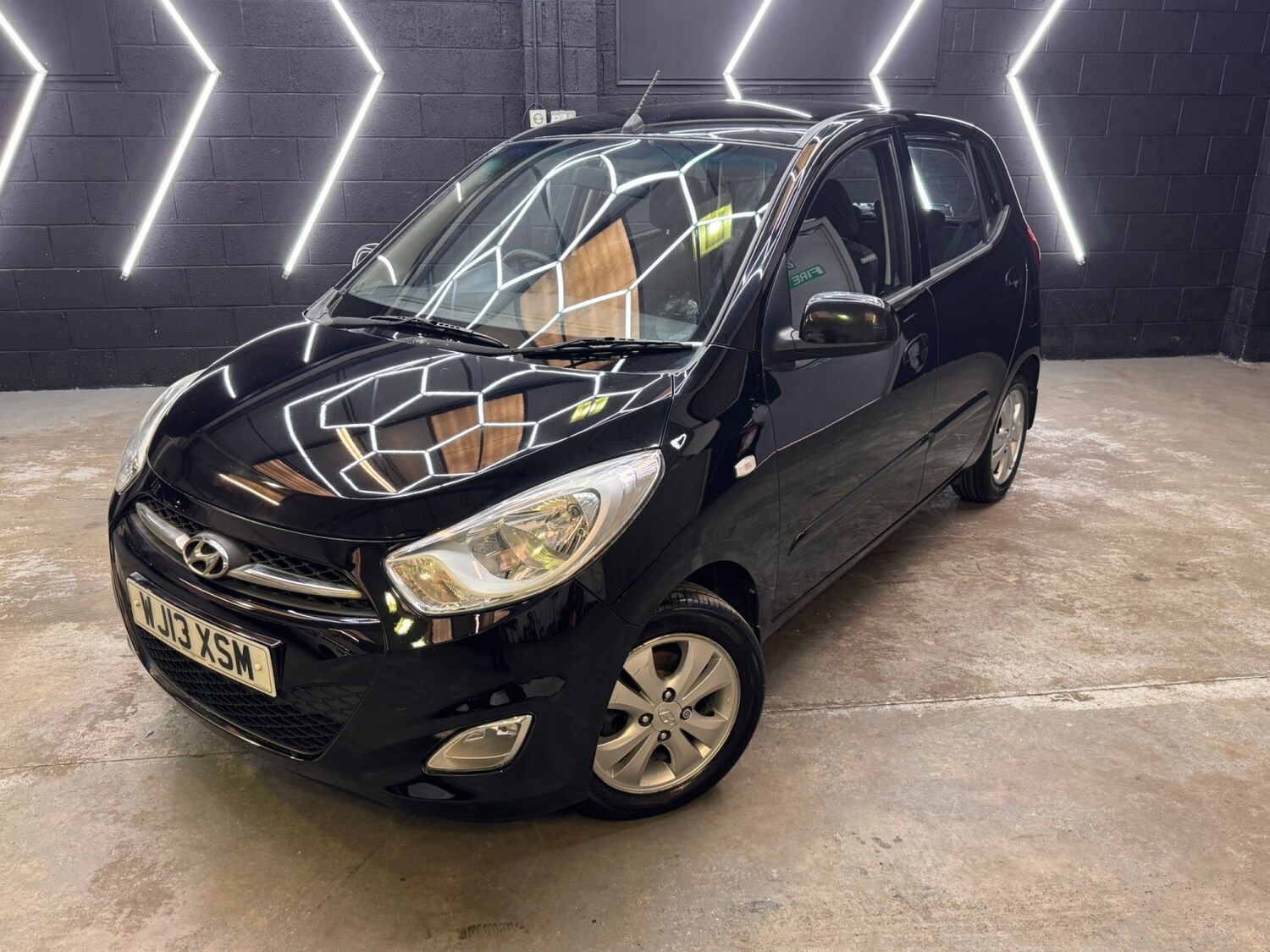Used Hyundai i10 2013 for sale - 78182856: Photo 11