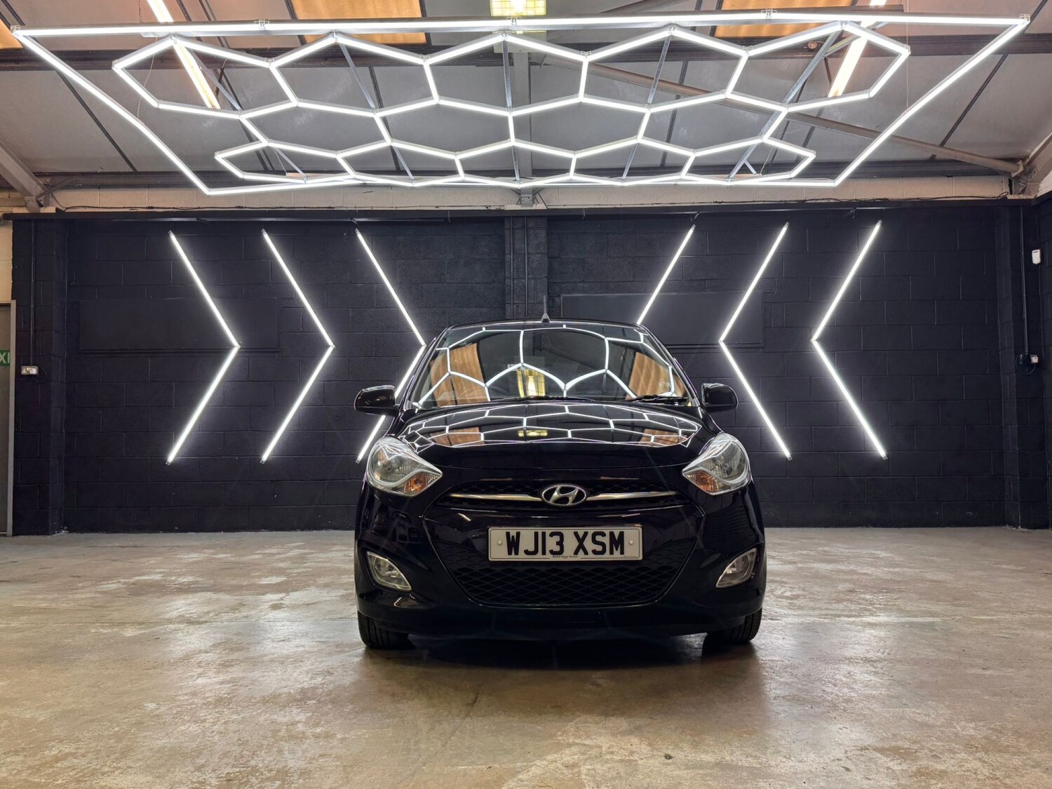 Used Hyundai i10 2013 for sale - 78182856: Photo 14