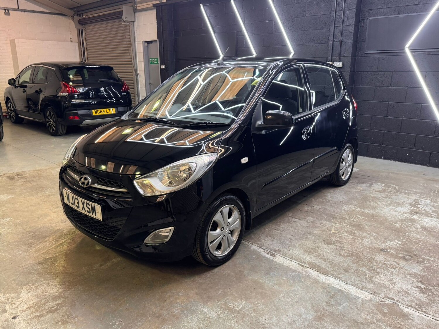 Used Hyundai i10 2013 for sale - 78182856: Photo 17