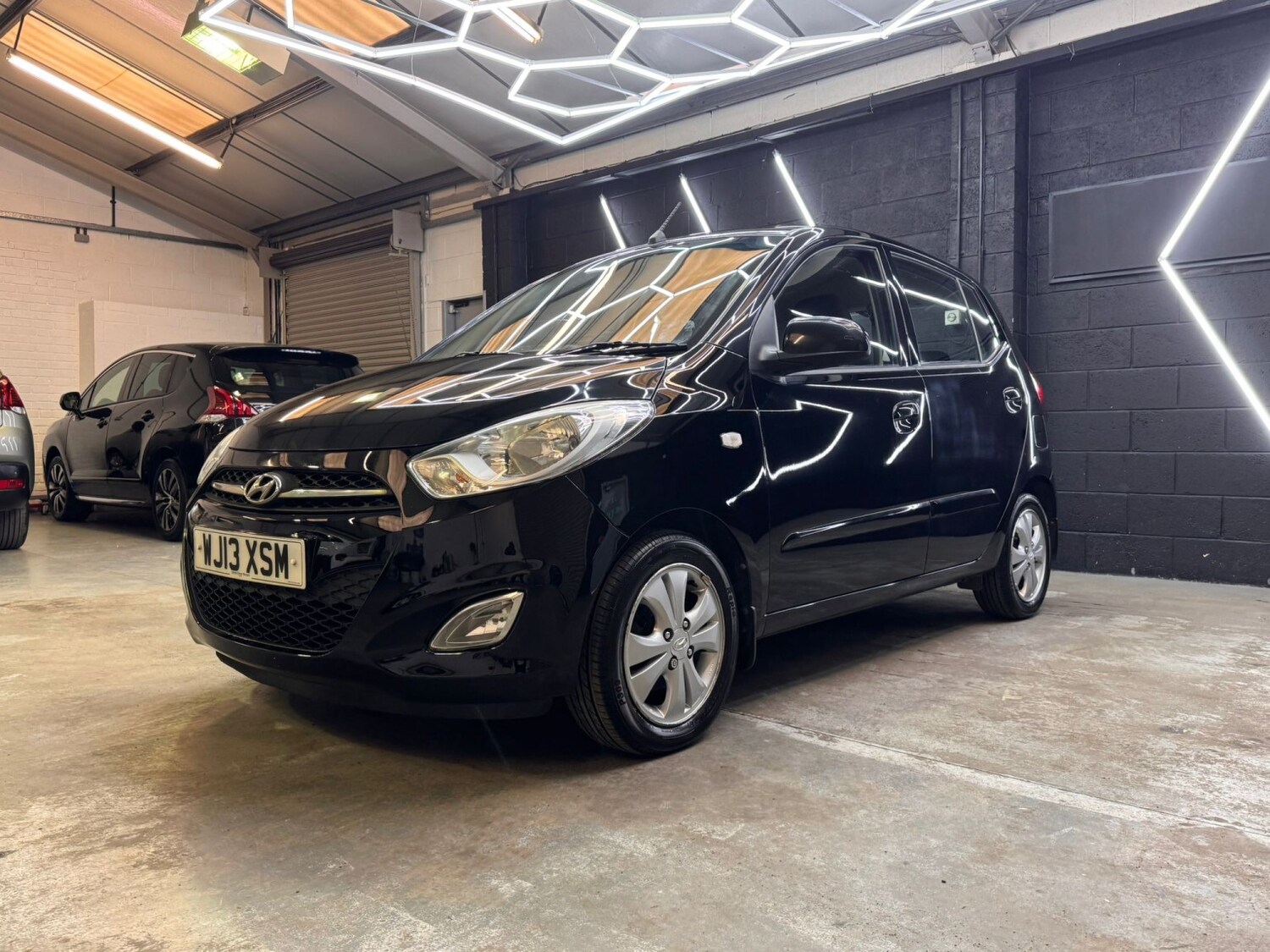 Used Hyundai i10 2013 for sale - 78182856: Photo 18