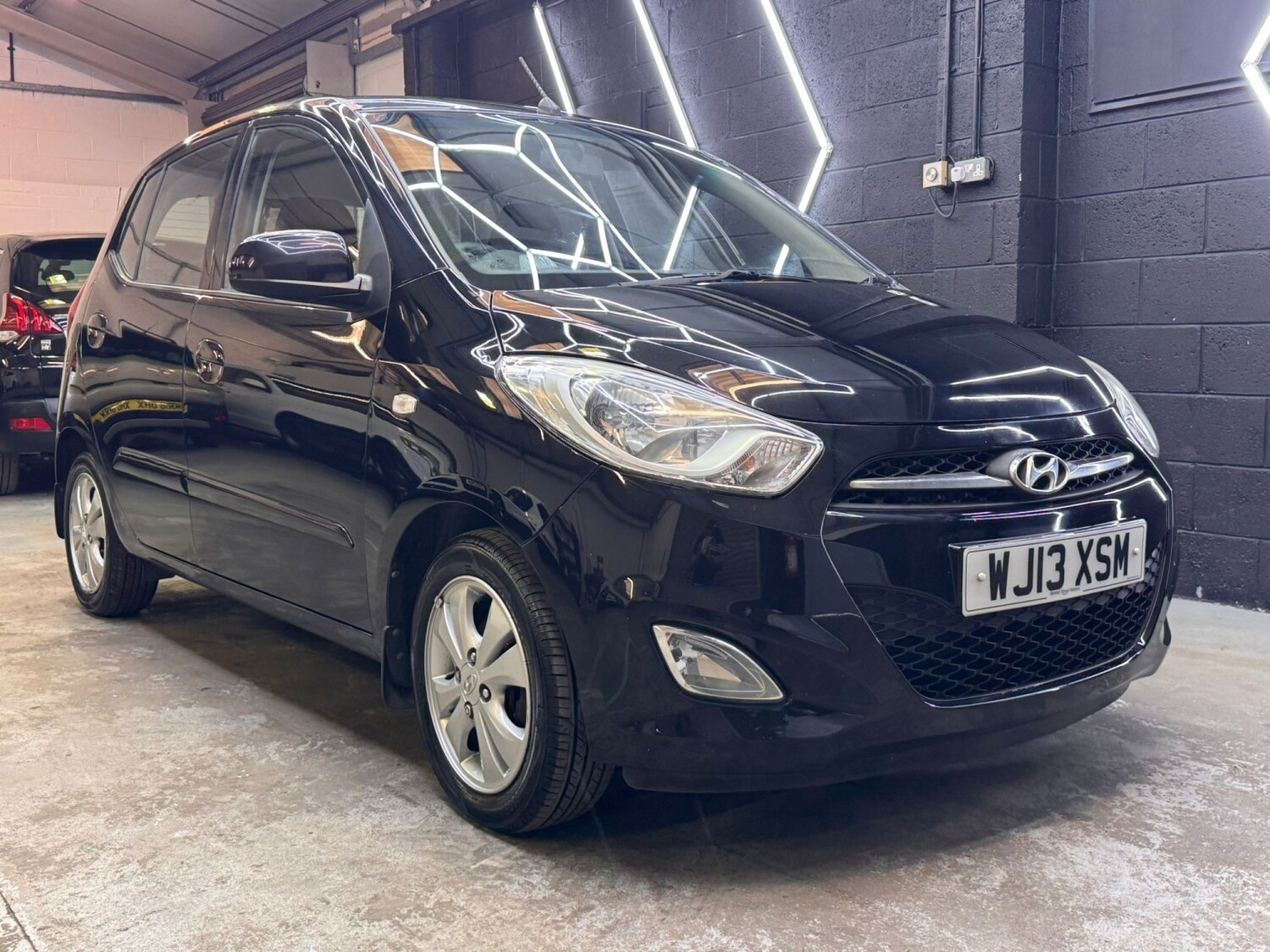 Used Hyundai i10 2013 for sale - 78182856: Photo 24