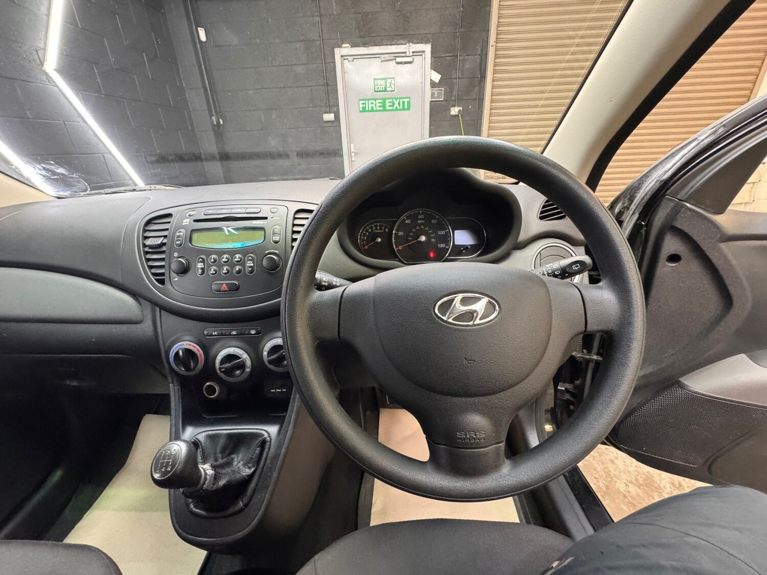 Used Hyundai i10 2013 for sale - 78182856: Photo 33