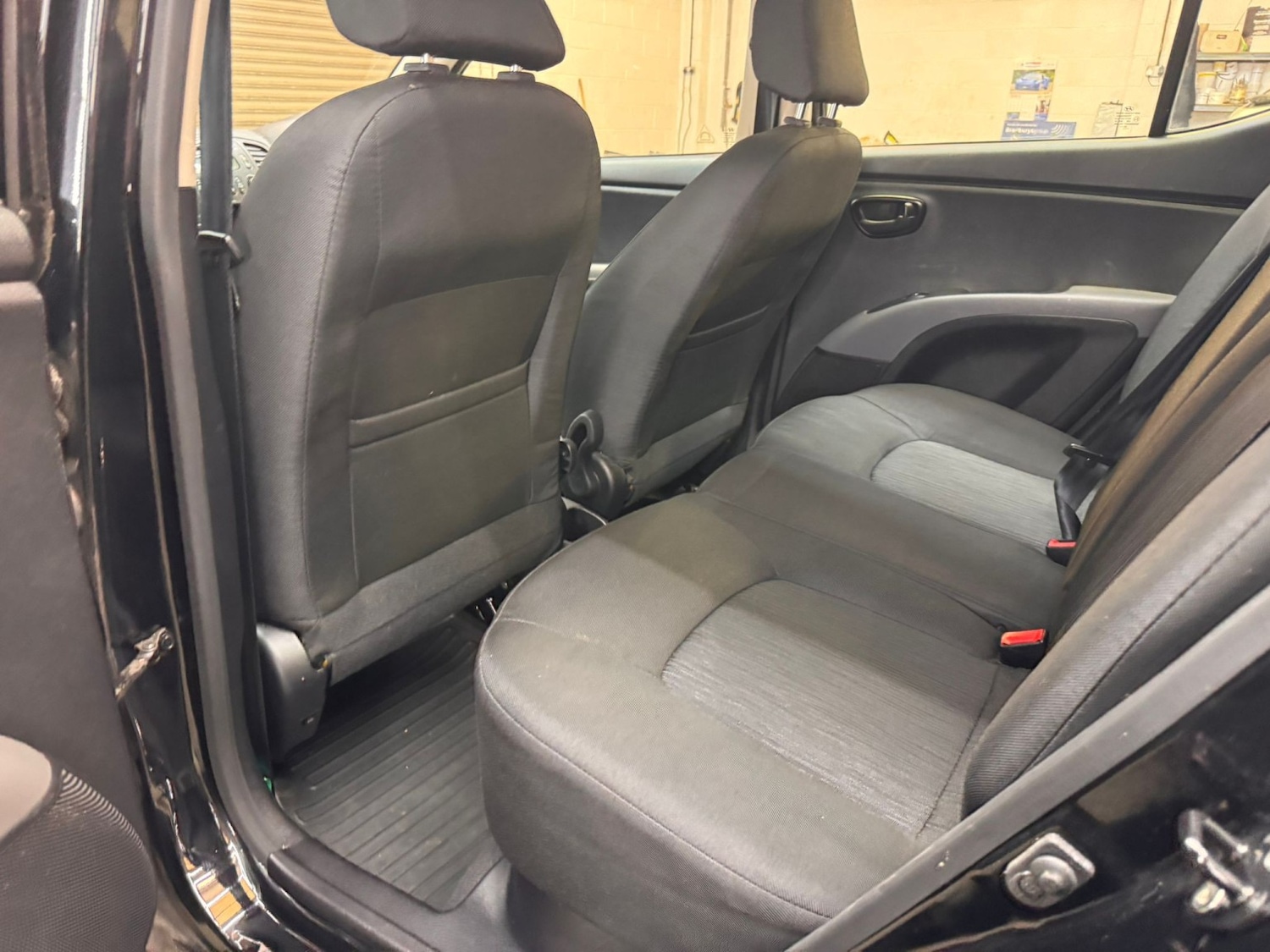 Used Hyundai i10 2013 for sale - 78182856: Photo 38