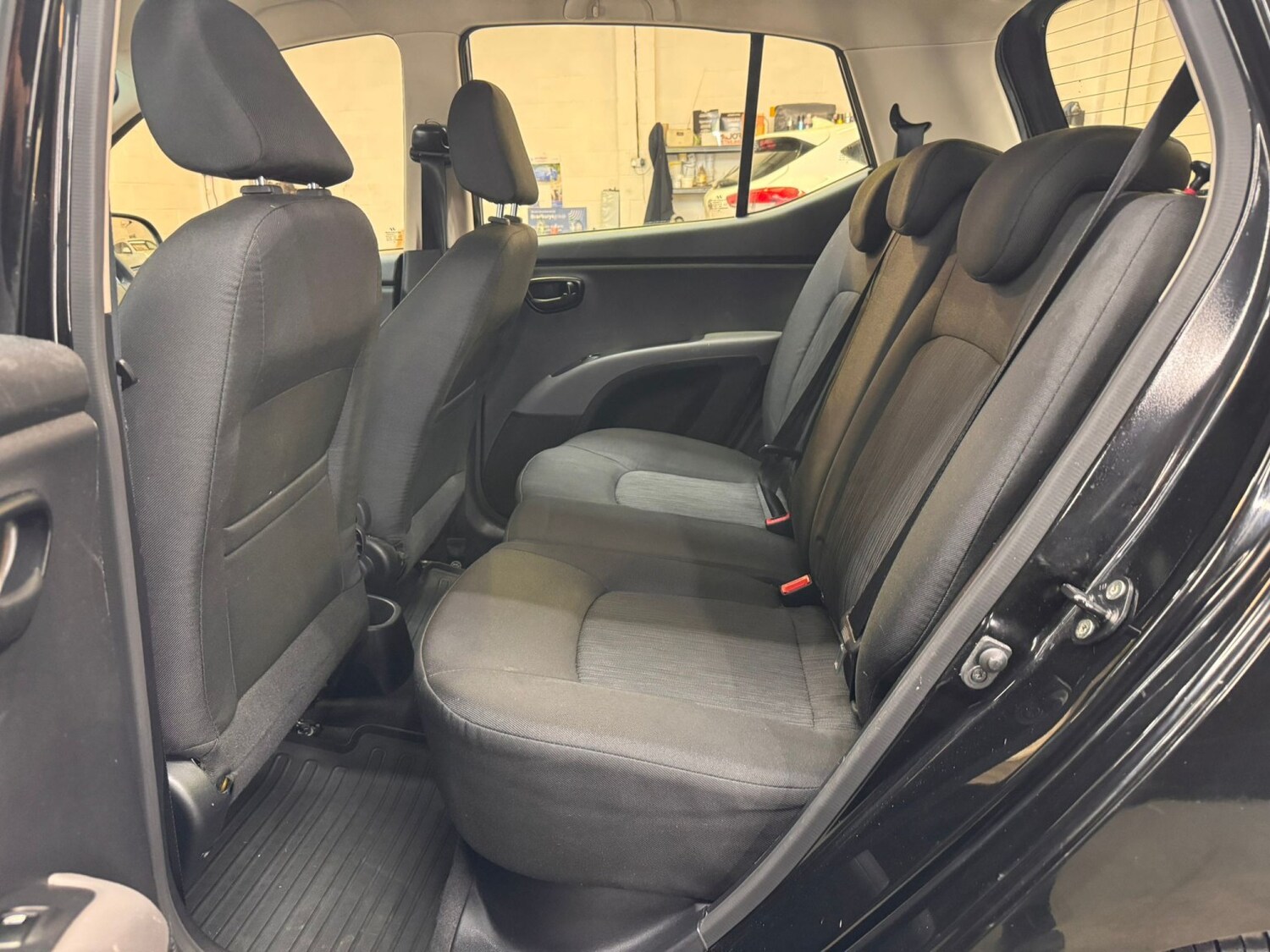 Used Hyundai i10 2013 for sale - 78182856: Photo 39