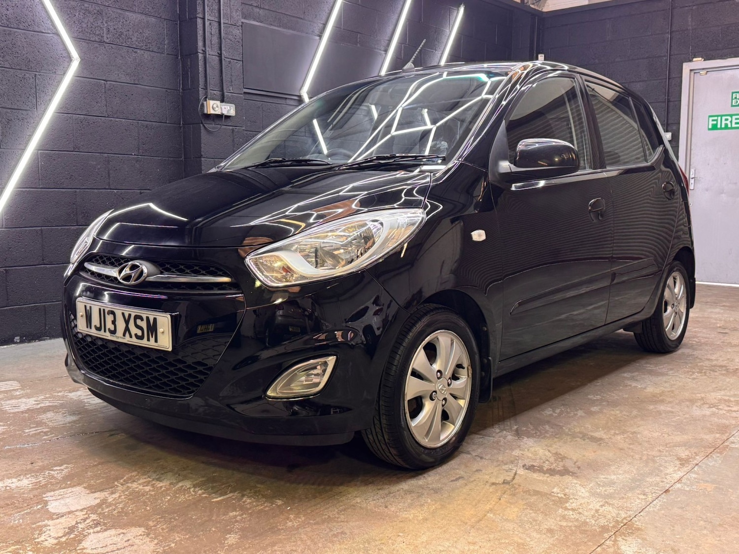 Used Hyundai i10 2013 for sale - 78182856: Photo 4