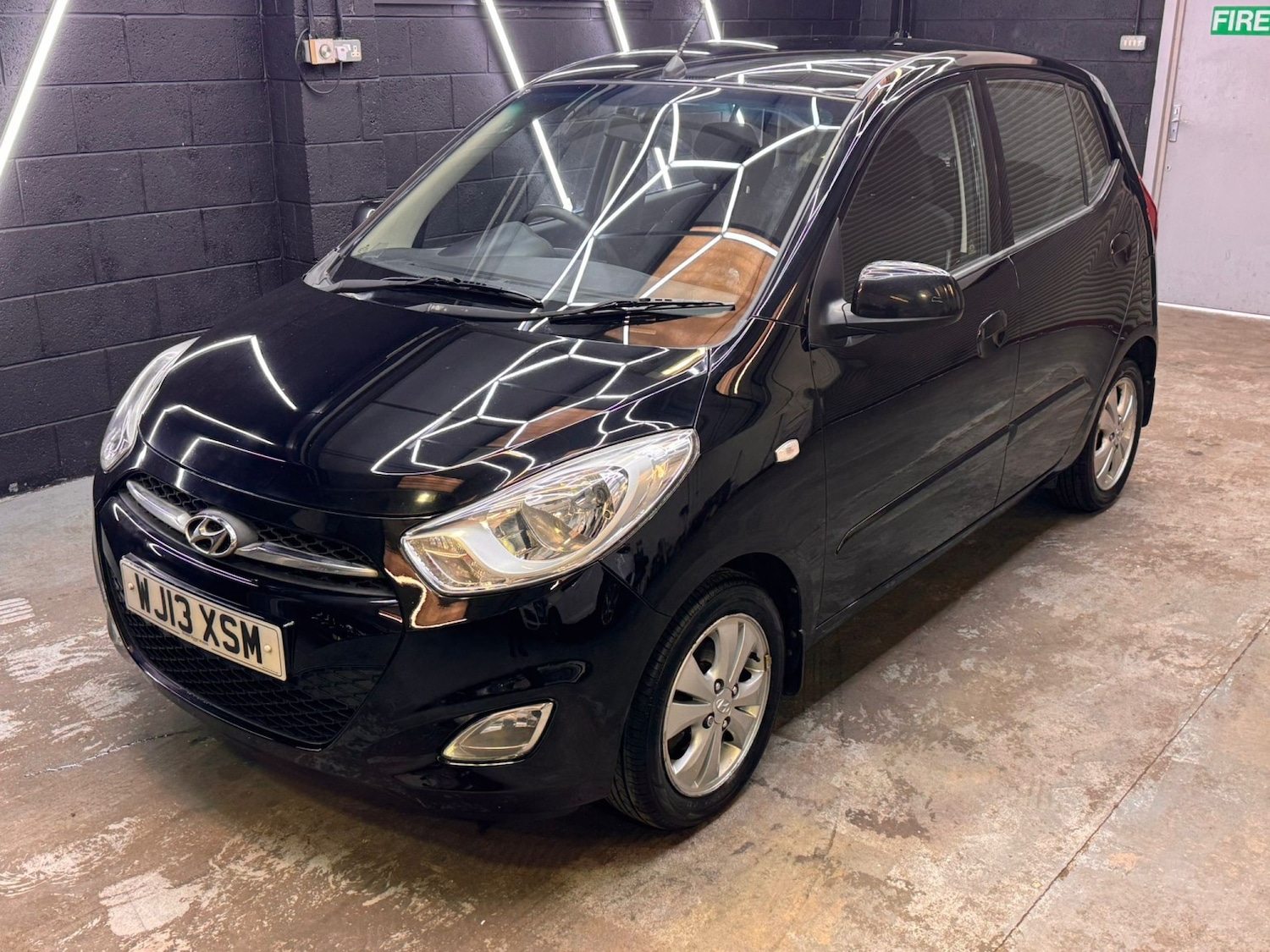 Used Hyundai i10 2013 for sale - 78182856: Photo 5