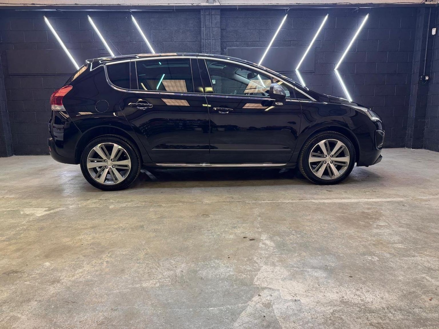 Used Peugeot 3008 2016 for sale - 76793389: Photo 27