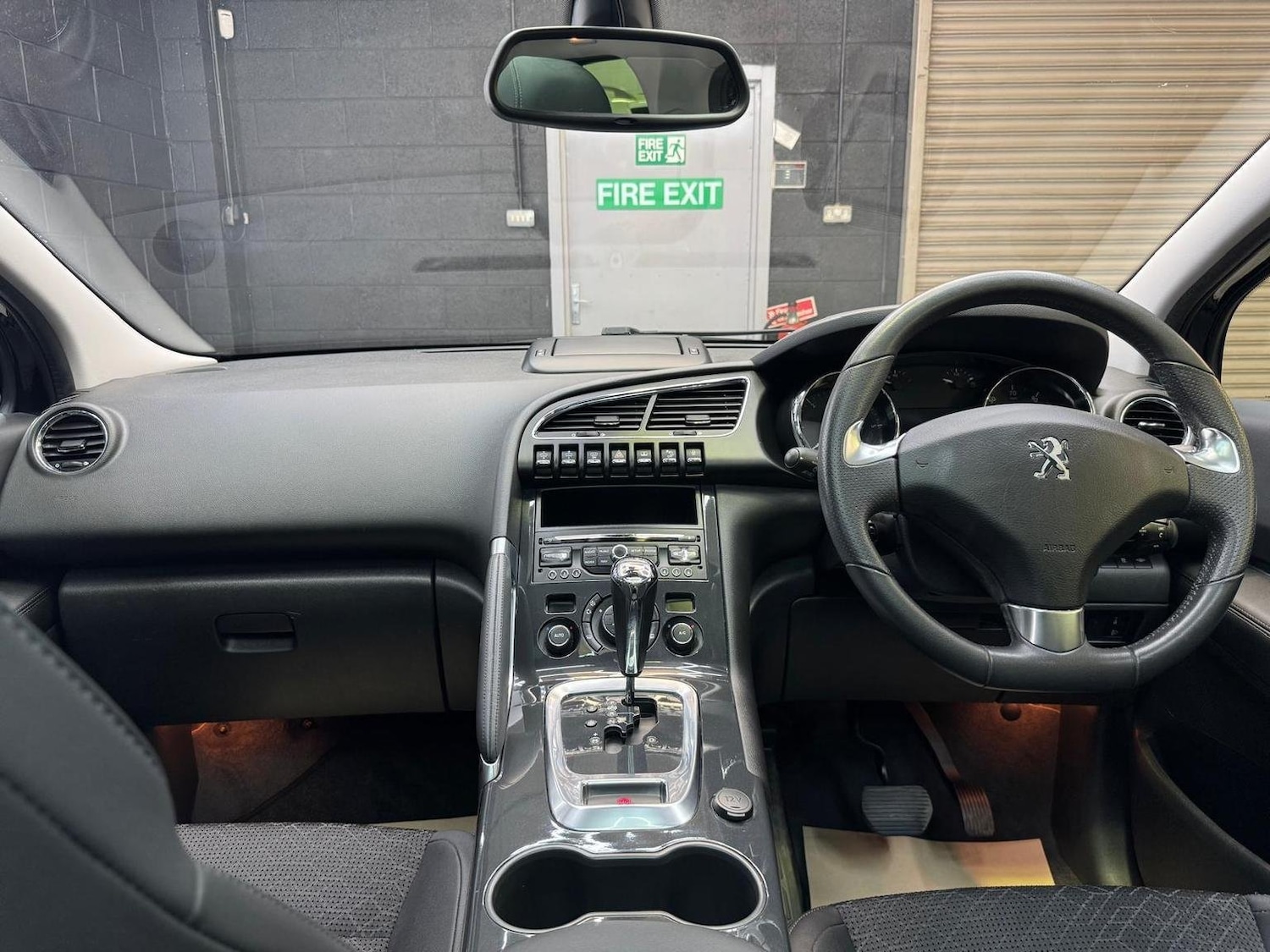 Used Peugeot 3008 2016 for sale - 76793389: Photo 31