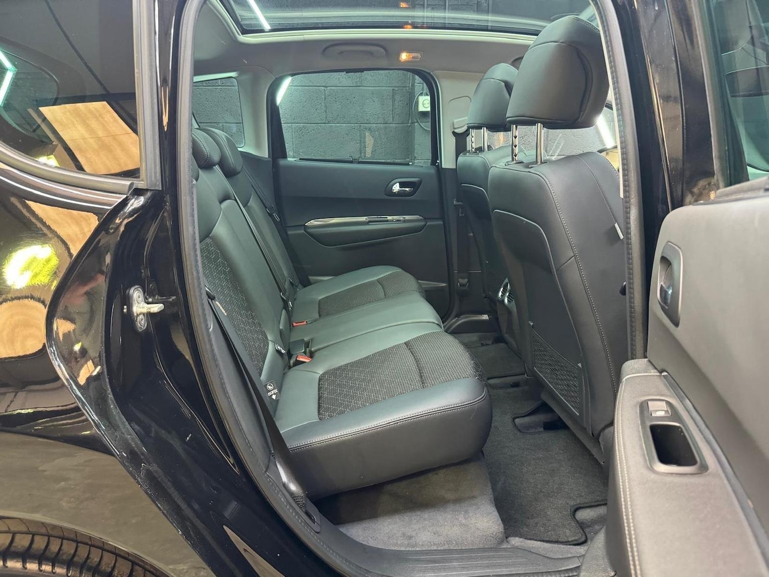 Used Peugeot 3008 2016 for sale - 76793389: Photo 43