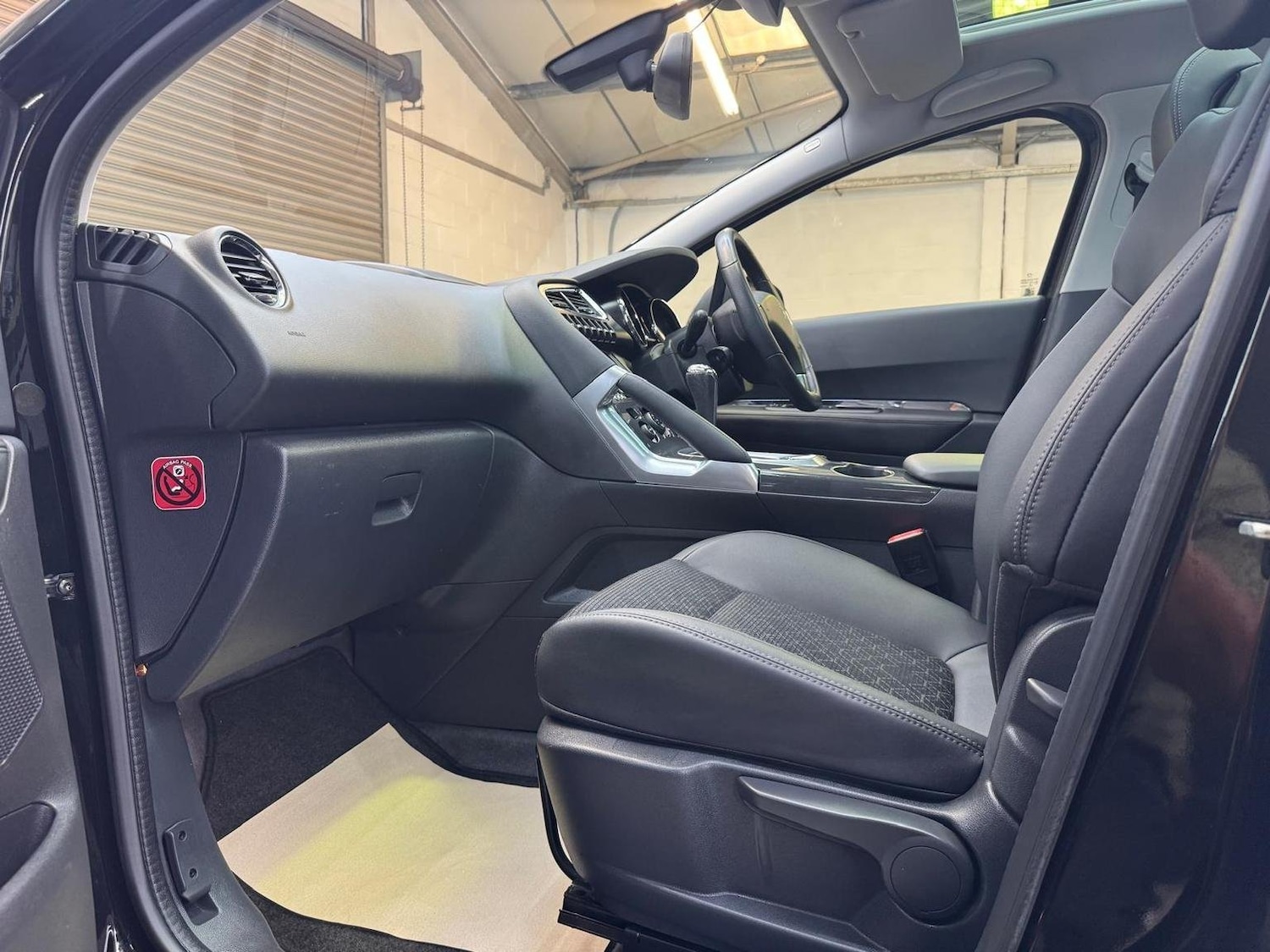 Used Peugeot 3008 2016 for sale - 76793389: Photo 46