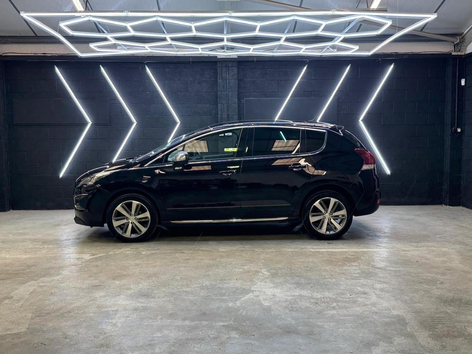 Used Peugeot 3008 2016 for sale - 76793389: Photo 6