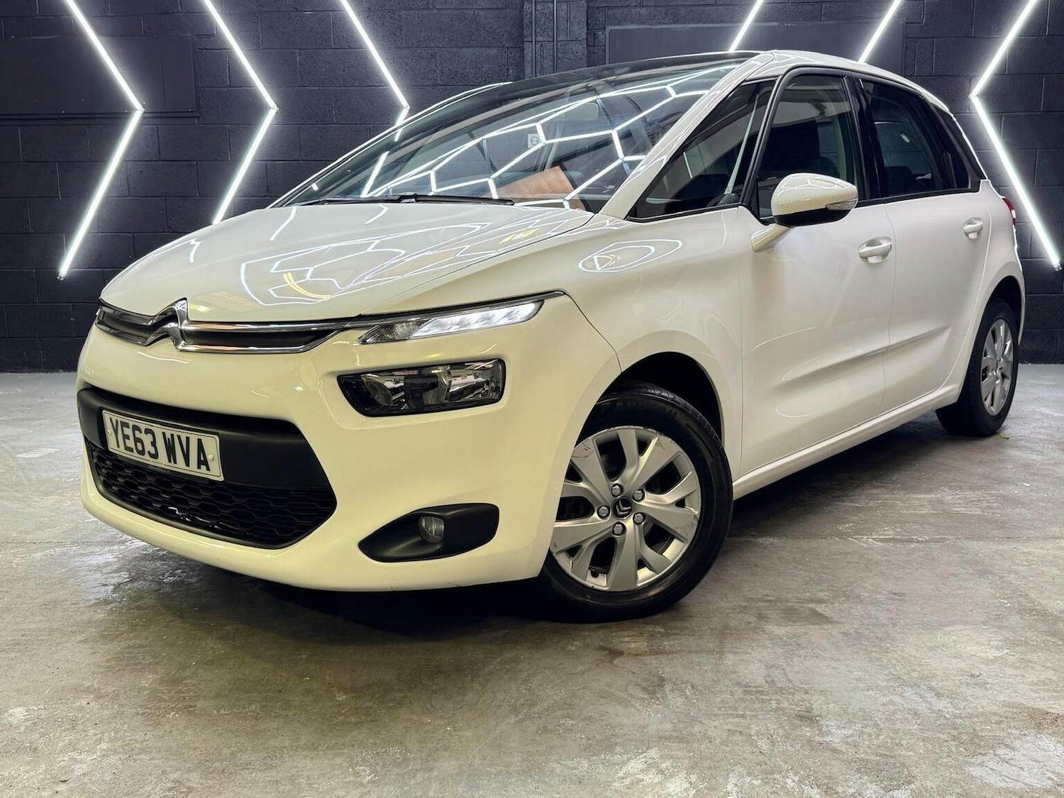 Used Citroen C4 Picasso 2013 for sale - 76725751: Photo 11