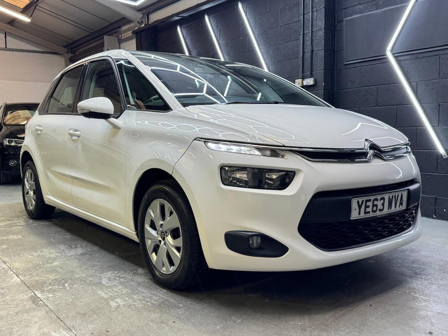 Used Citroen C4 Picasso 2013 for sale - 76725751: Photo 28