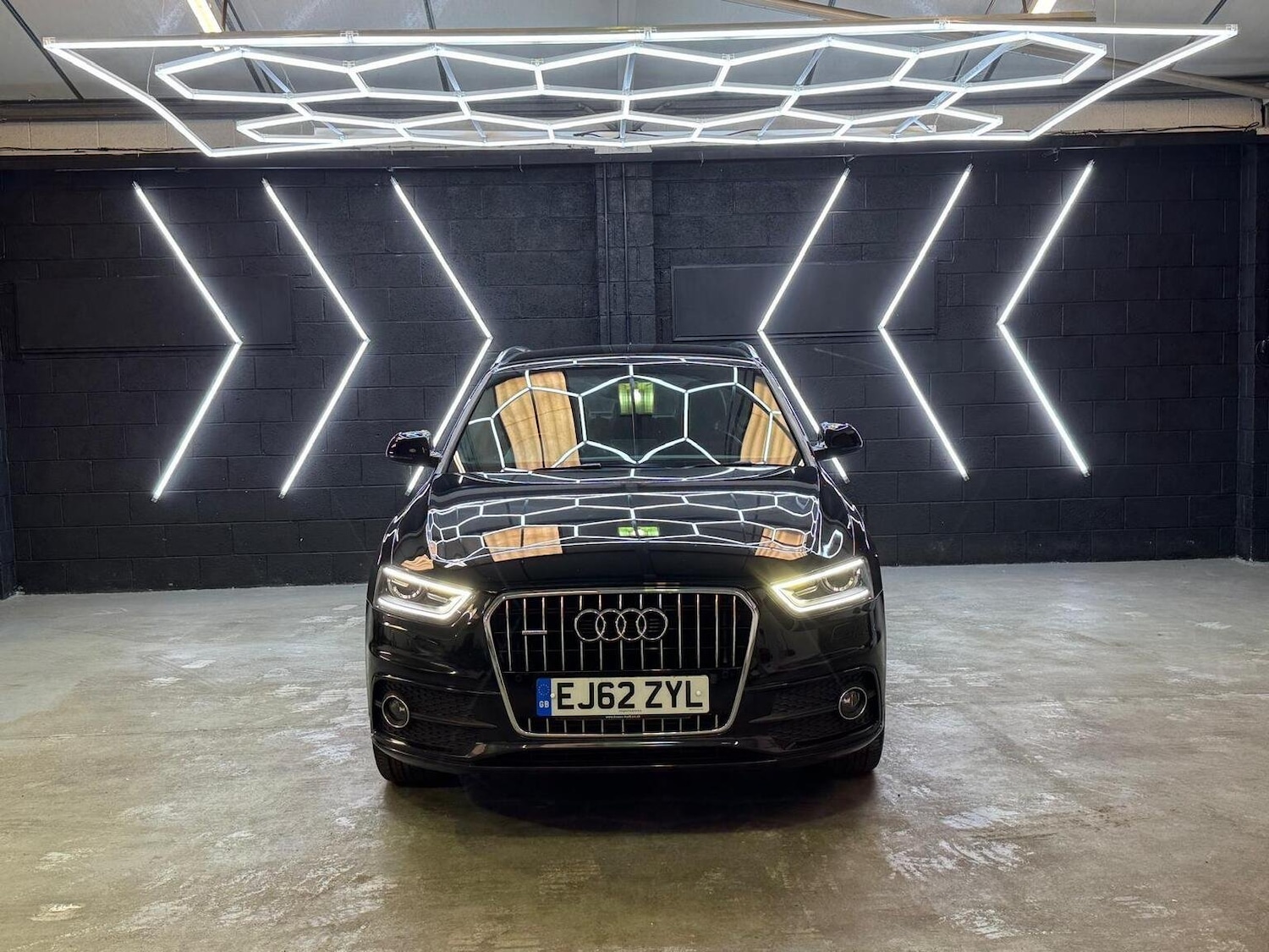 Used Audi Q3 2012 for sale - 76725757: Photo 13