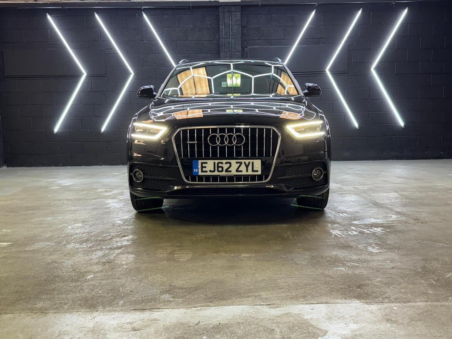 Used Audi Q3 2012 for sale - 76725757: Photo 17